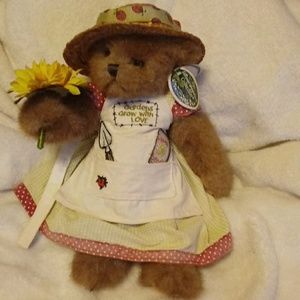 15" garden jointed bear